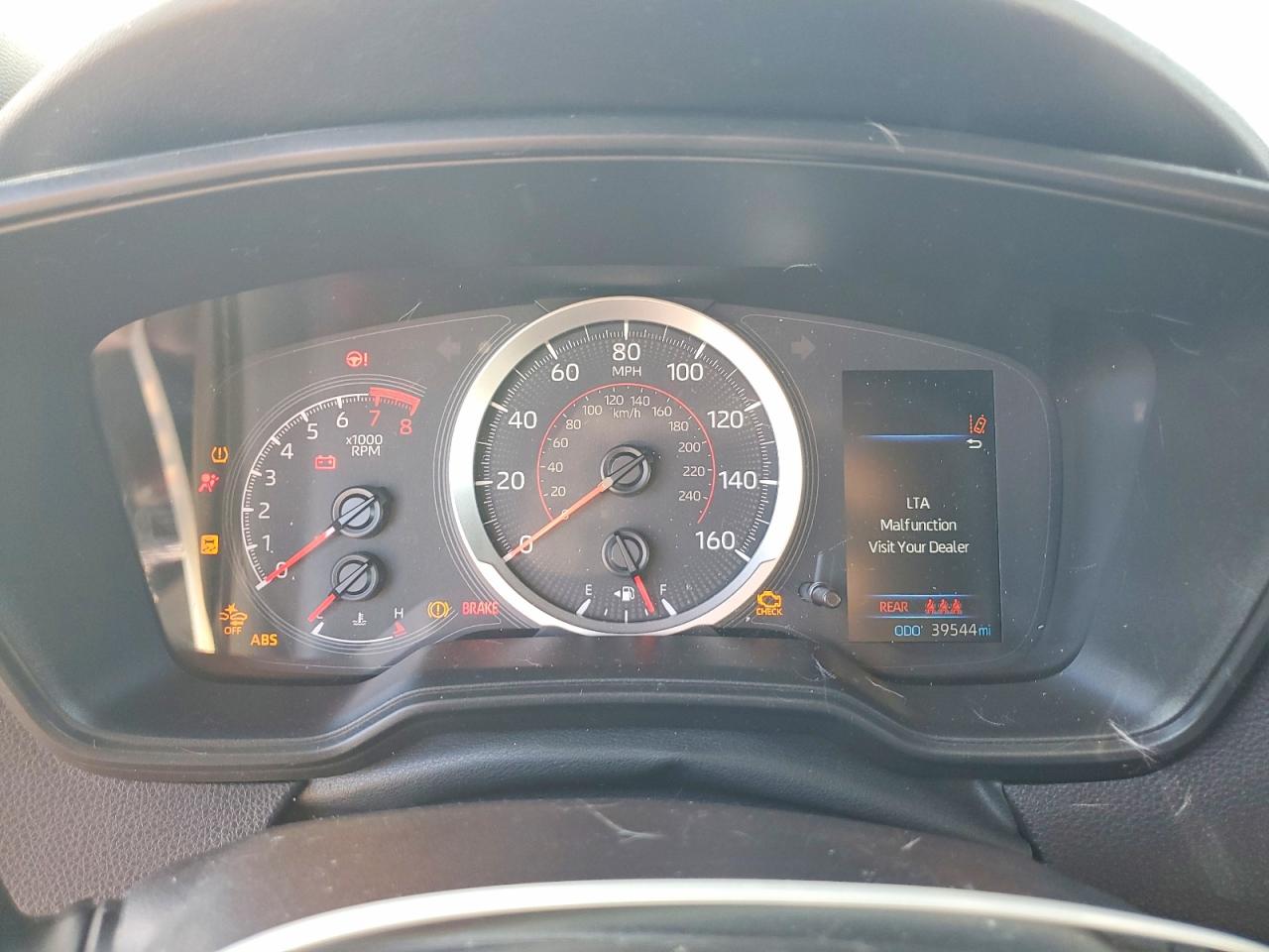 2022 TOYOTA COROLLA SE photo 9