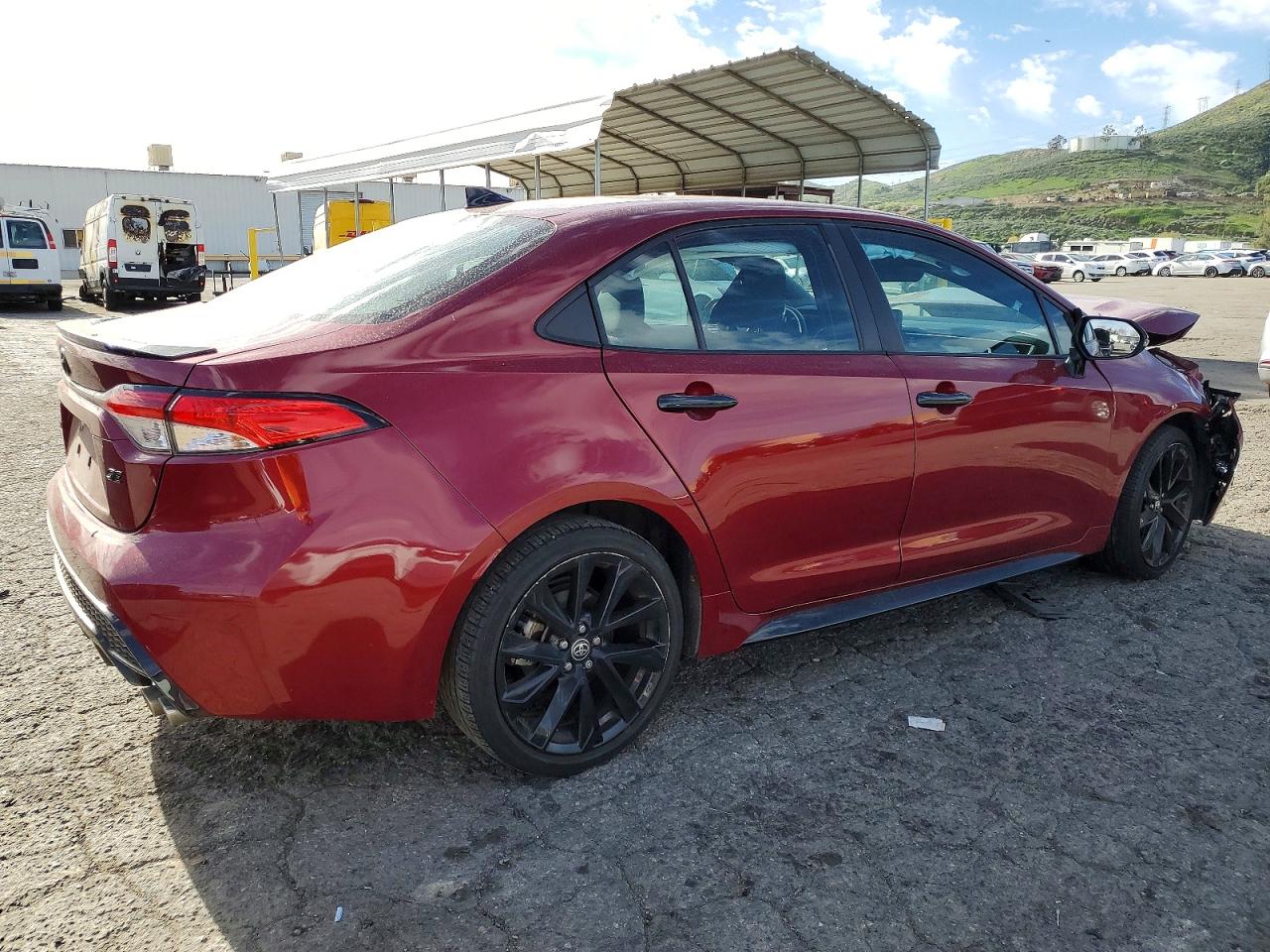 2022 TOYOTA COROLLA SE photo 3