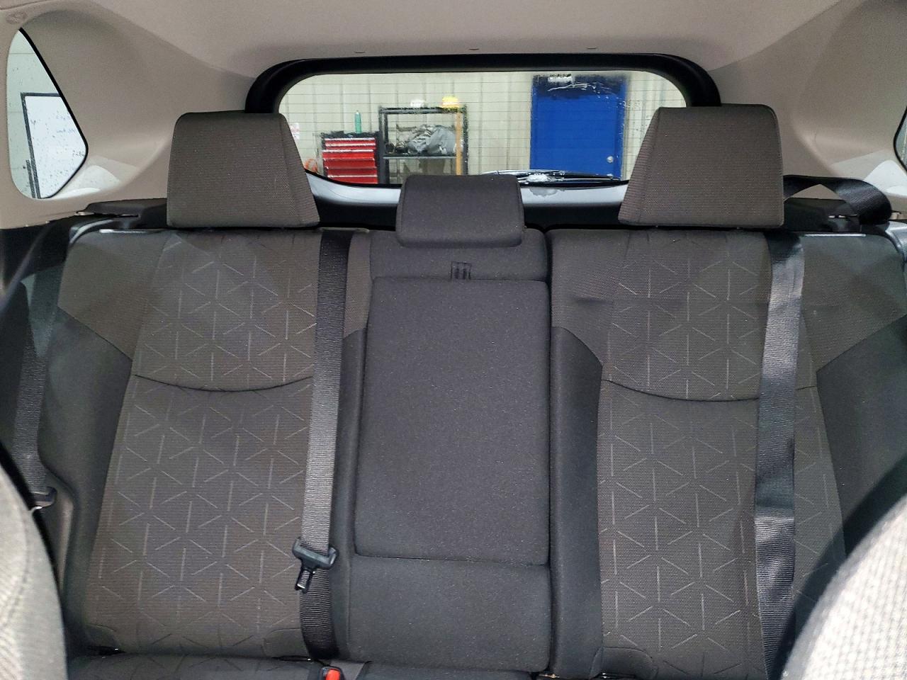 2024 TOYOTA RAV4 XLE photo 10