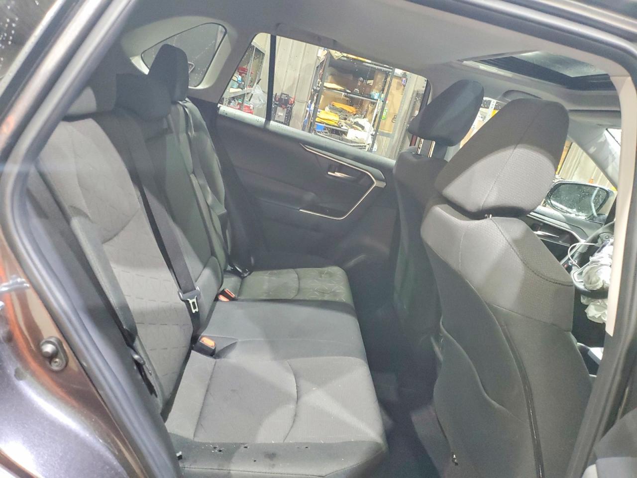 2024 TOYOTA RAV4 XLE photo 11
