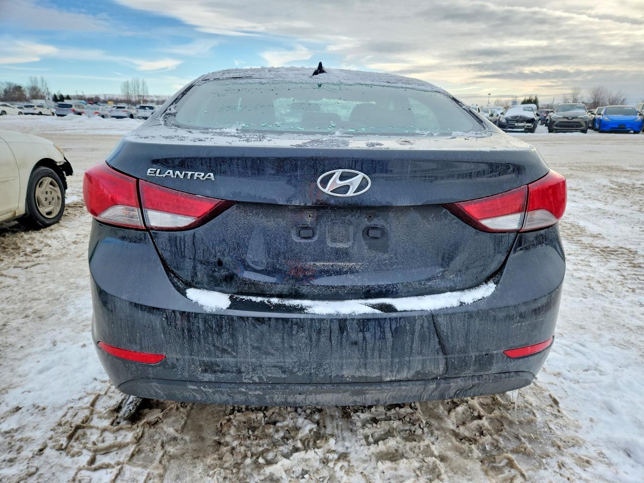 2016 HYUNDAI ELANTRA SE photo 6