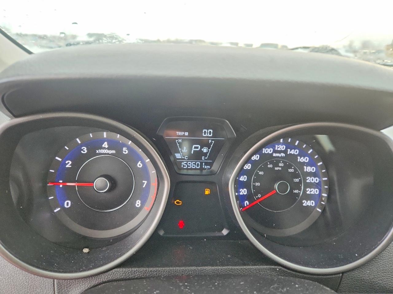 2016 HYUNDAI ELANTRA SE photo 9