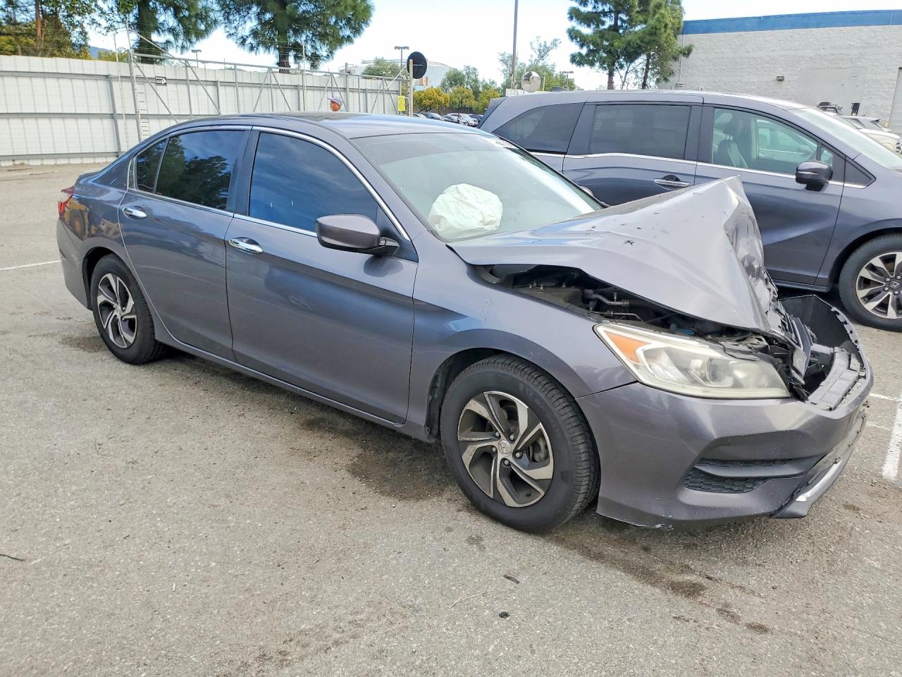 2017 HONDA ACCORD LX photo 7