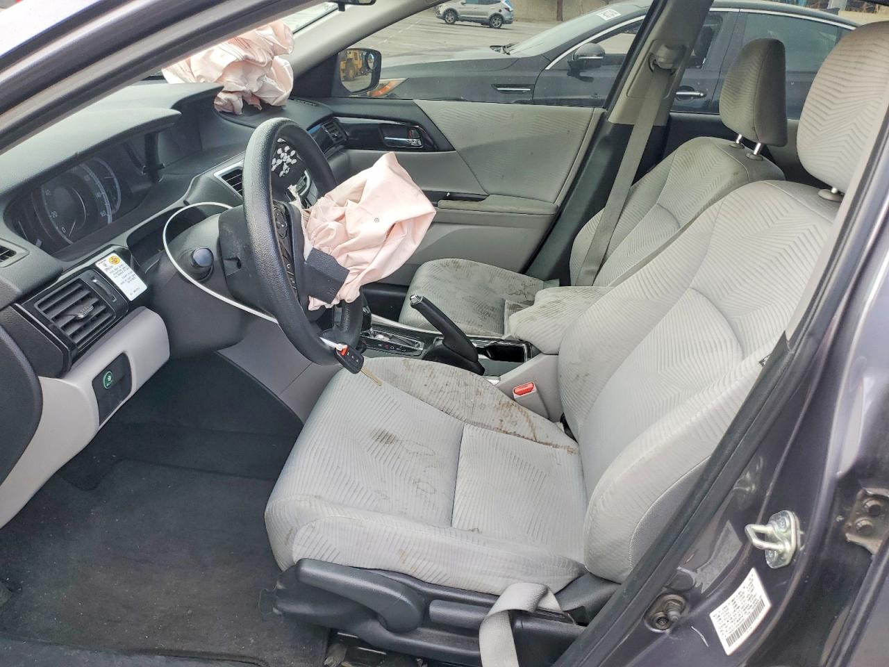 2017 HONDA ACCORD LX photo 13