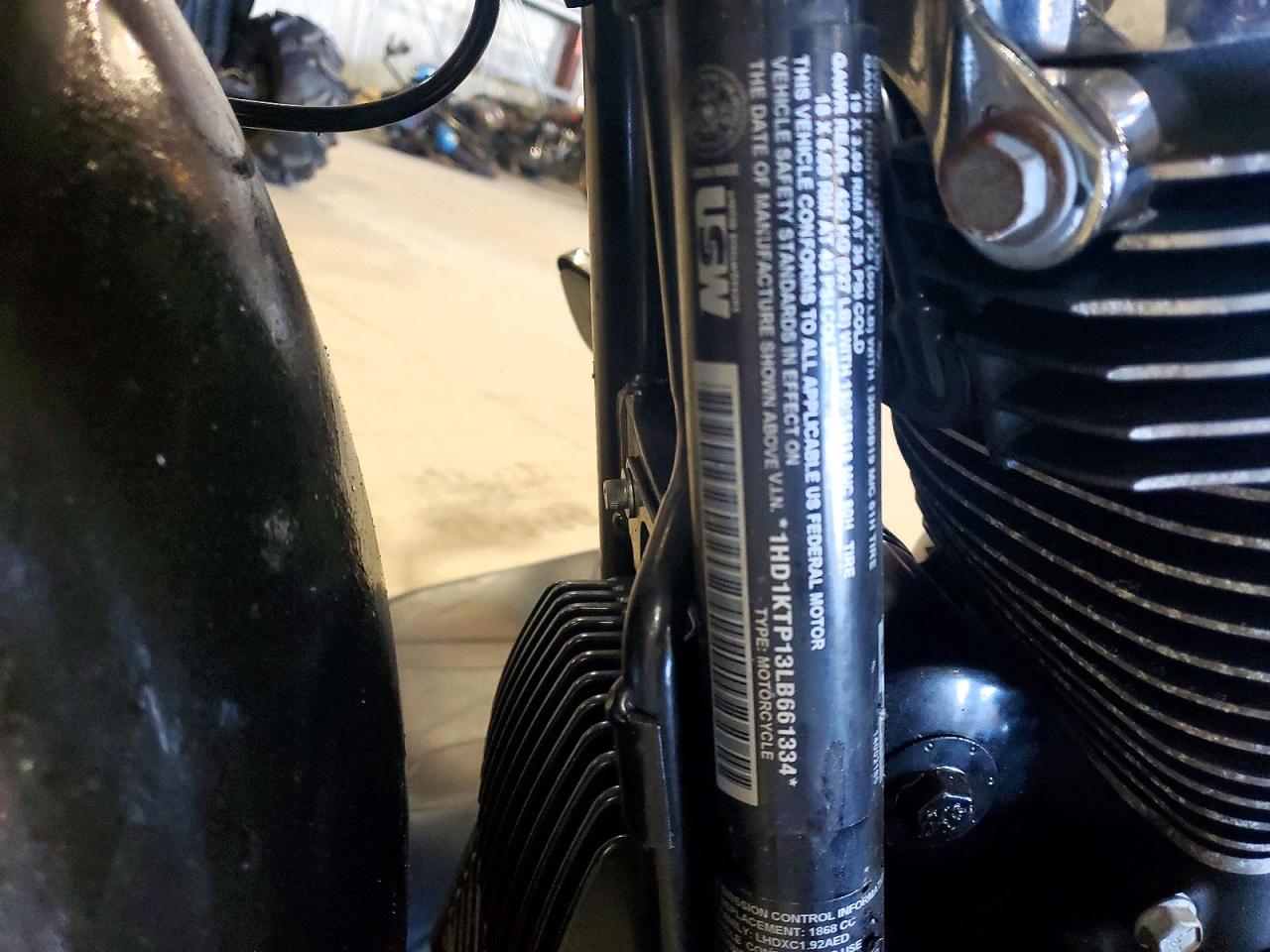2020 HARLEY-DAVIDSON FLTRXS photo 17