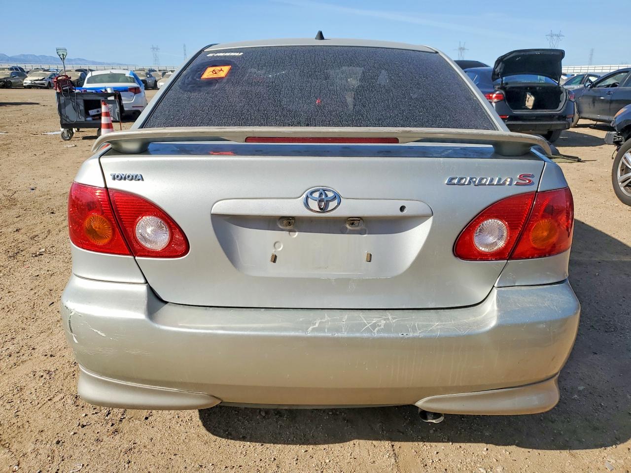 2004 TOYOTA COROLLA S photo 6