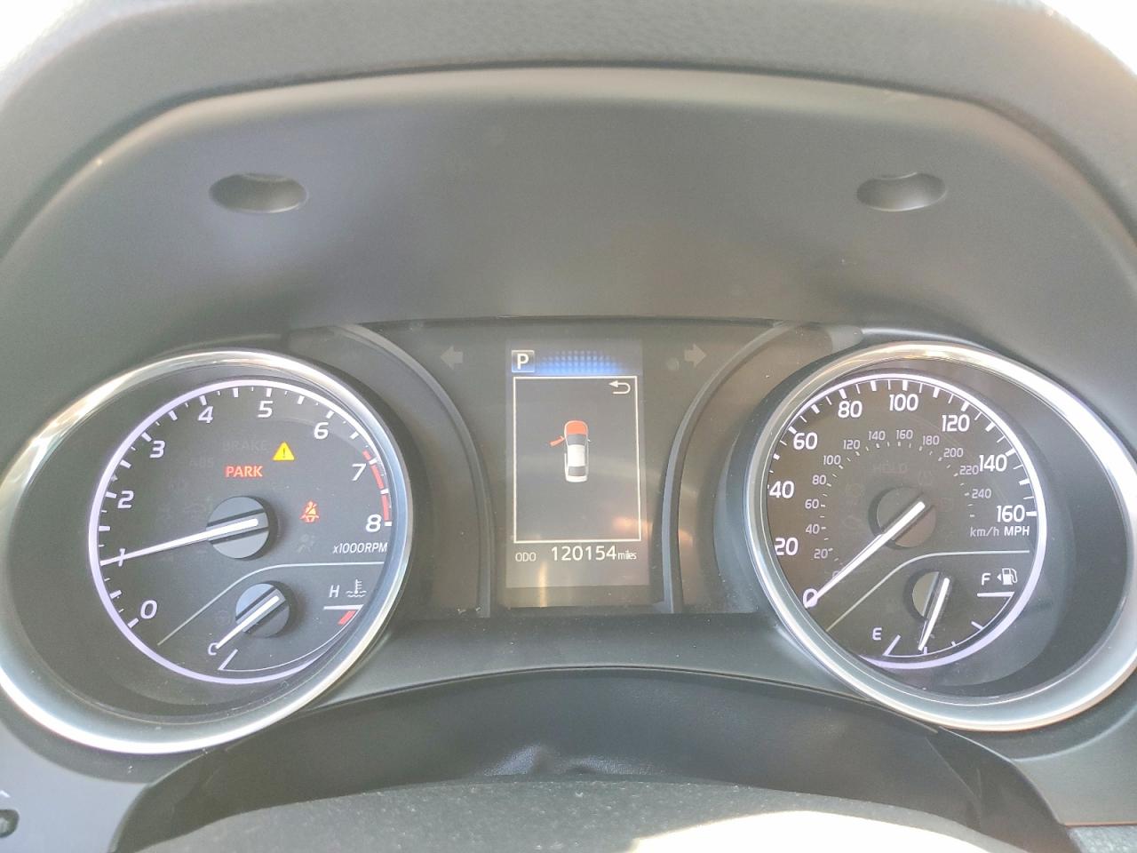 2018 TOYOTA CAMRY SE photo 17