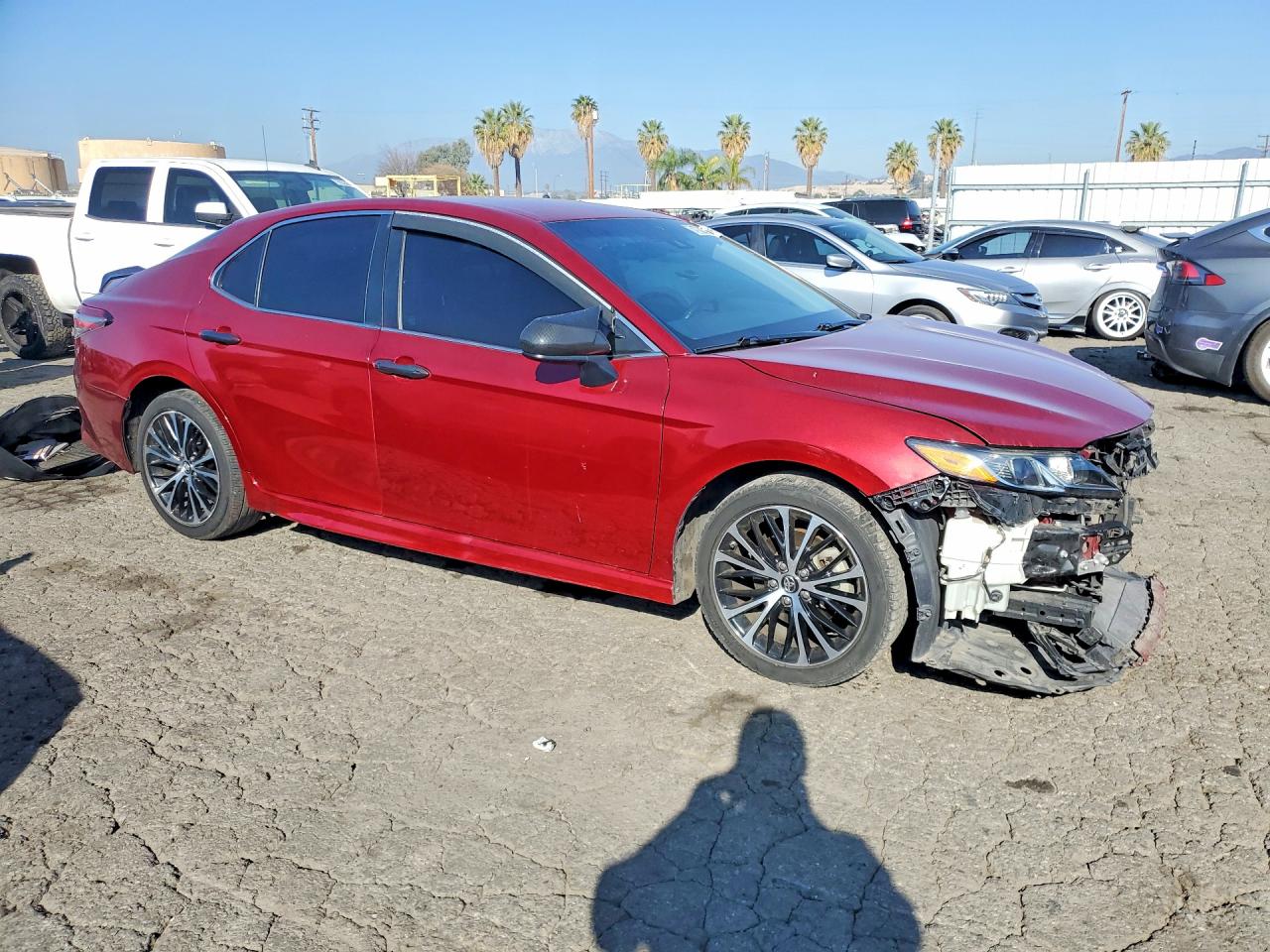 2018 TOYOTA CAMRY SE photo 7