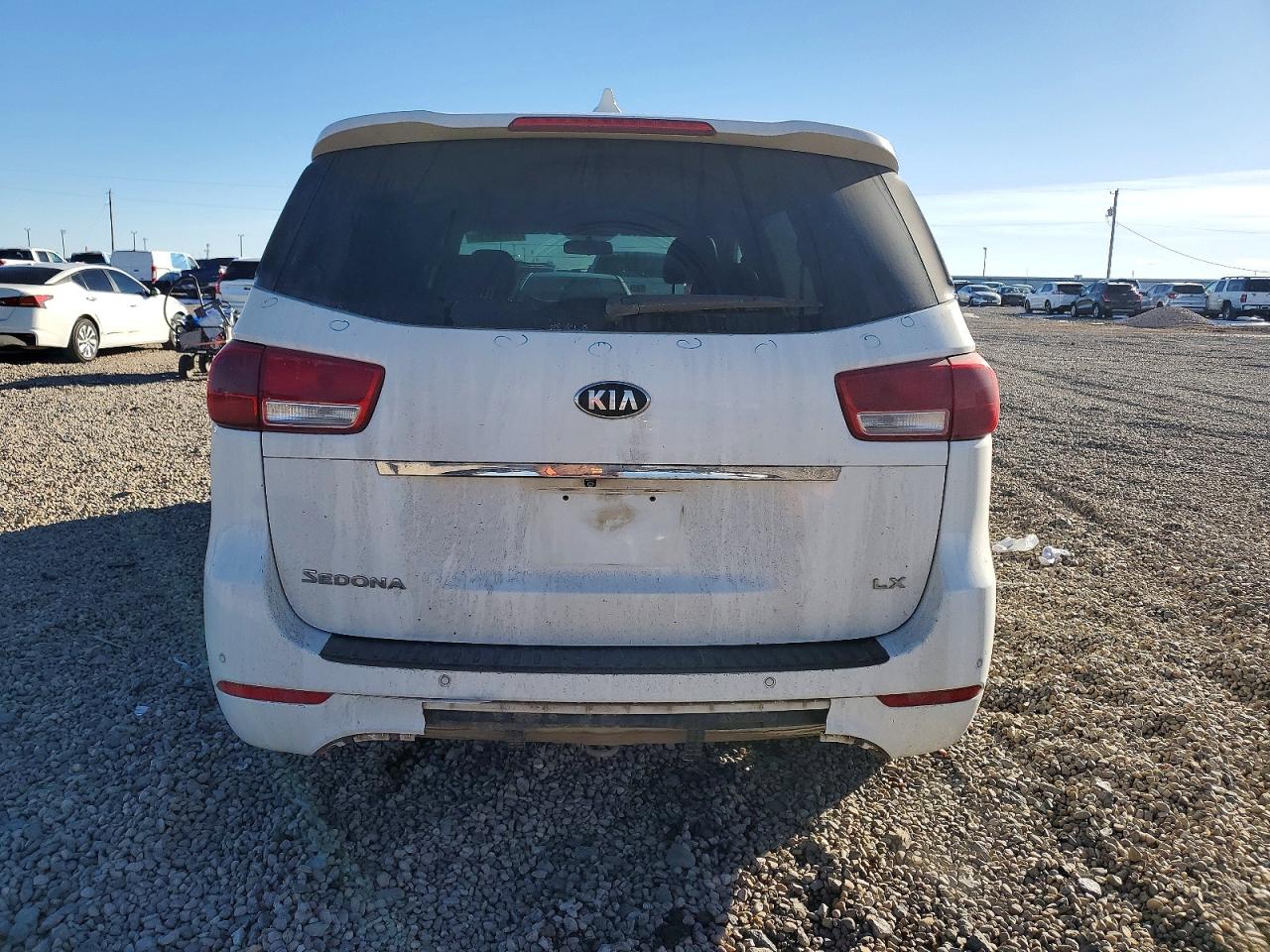 2017 KIA SEDONA LX photo 11