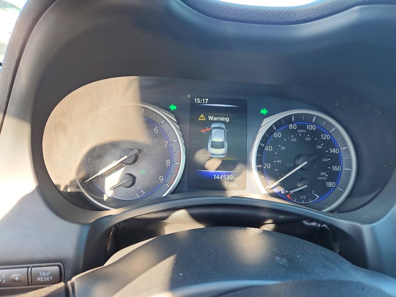 2015 INFINITI Q50 BASE photo 9