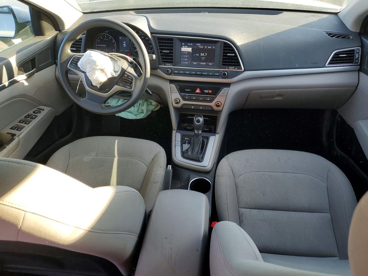 2018 HYUNDAI ELANTRA SEL photo 15