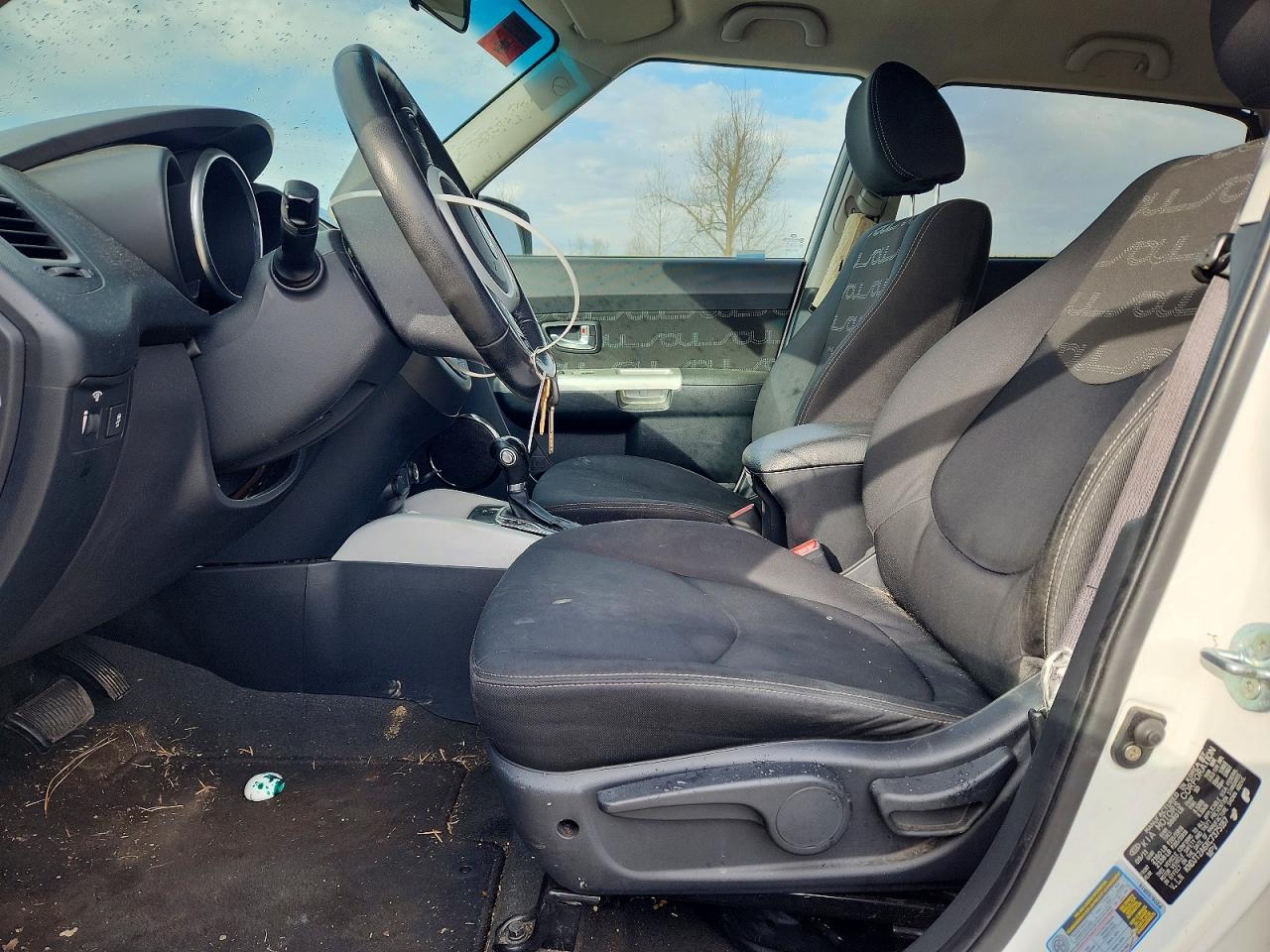 2012 KIA SOUL + photo 13