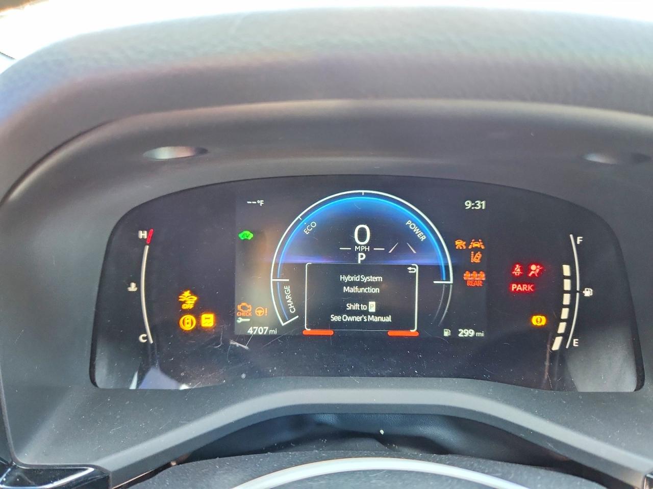 2025 TOYOTA CAMRY SE photo 9