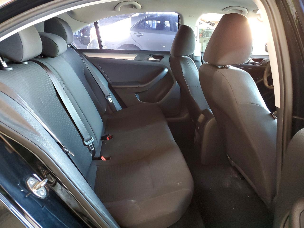 2016 VOLKSWAGEN JETTA SE photo 10