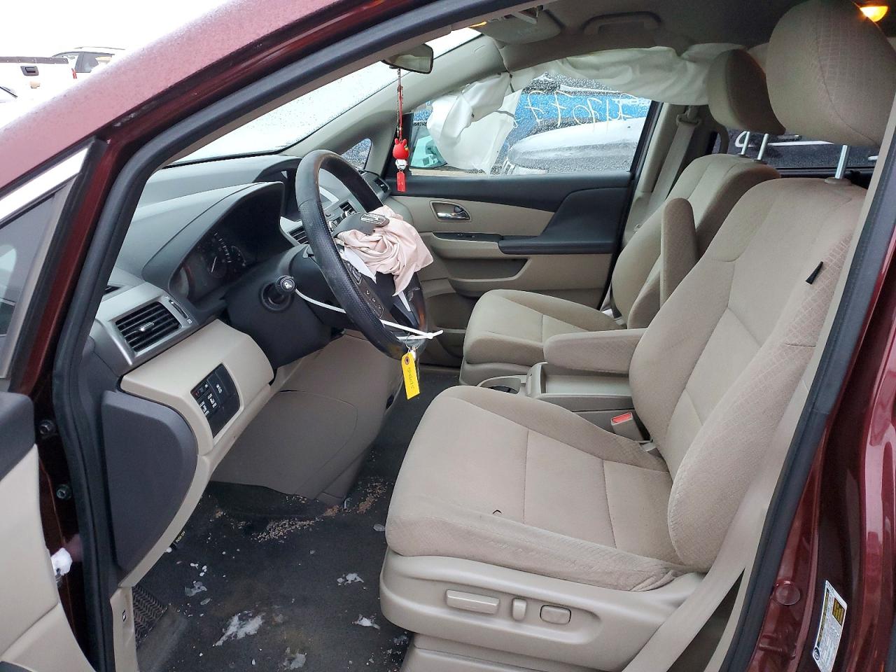 2016 HONDA ODYSSEY SE photo 13