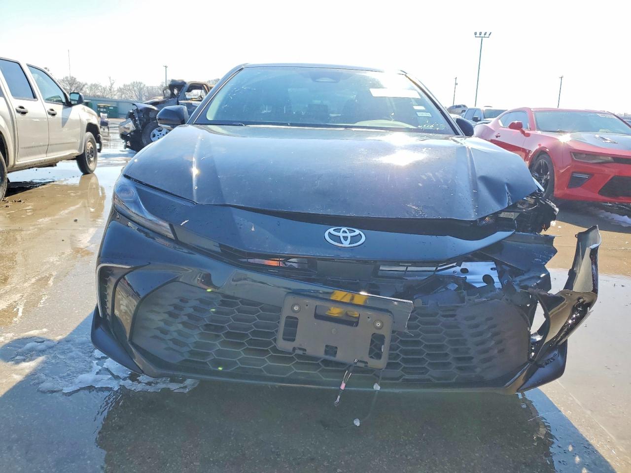 2025 TOYOTA CAMRY photo 9