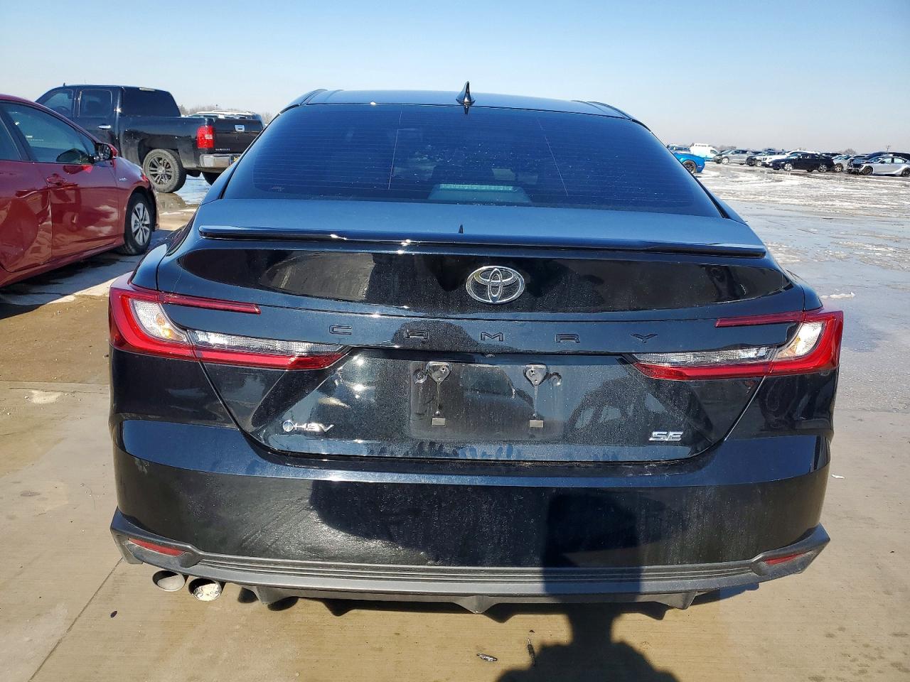 2025 TOYOTA CAMRY photo 11