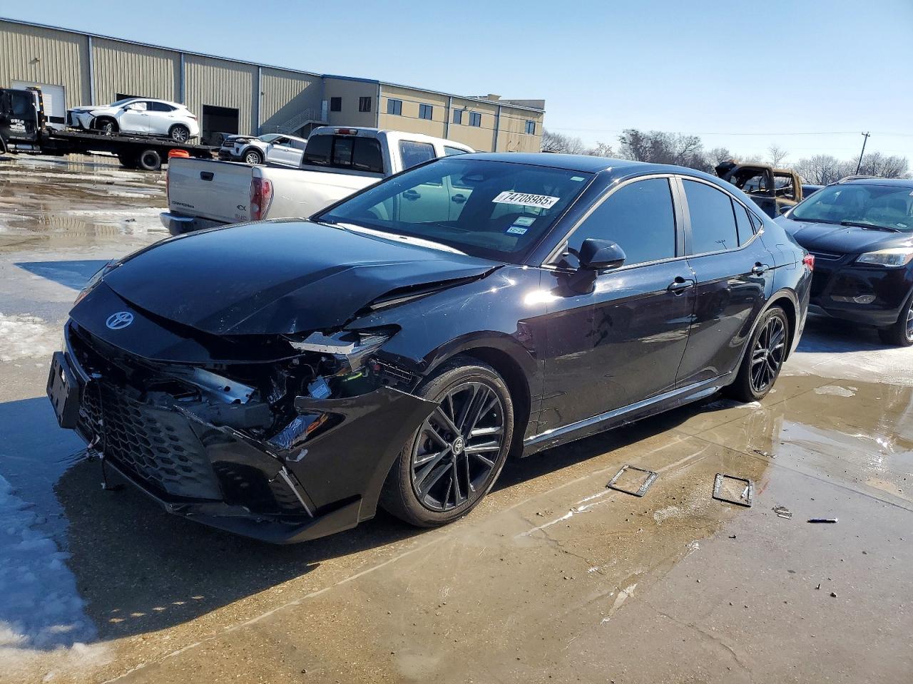2025 TOYOTA CAMRY
