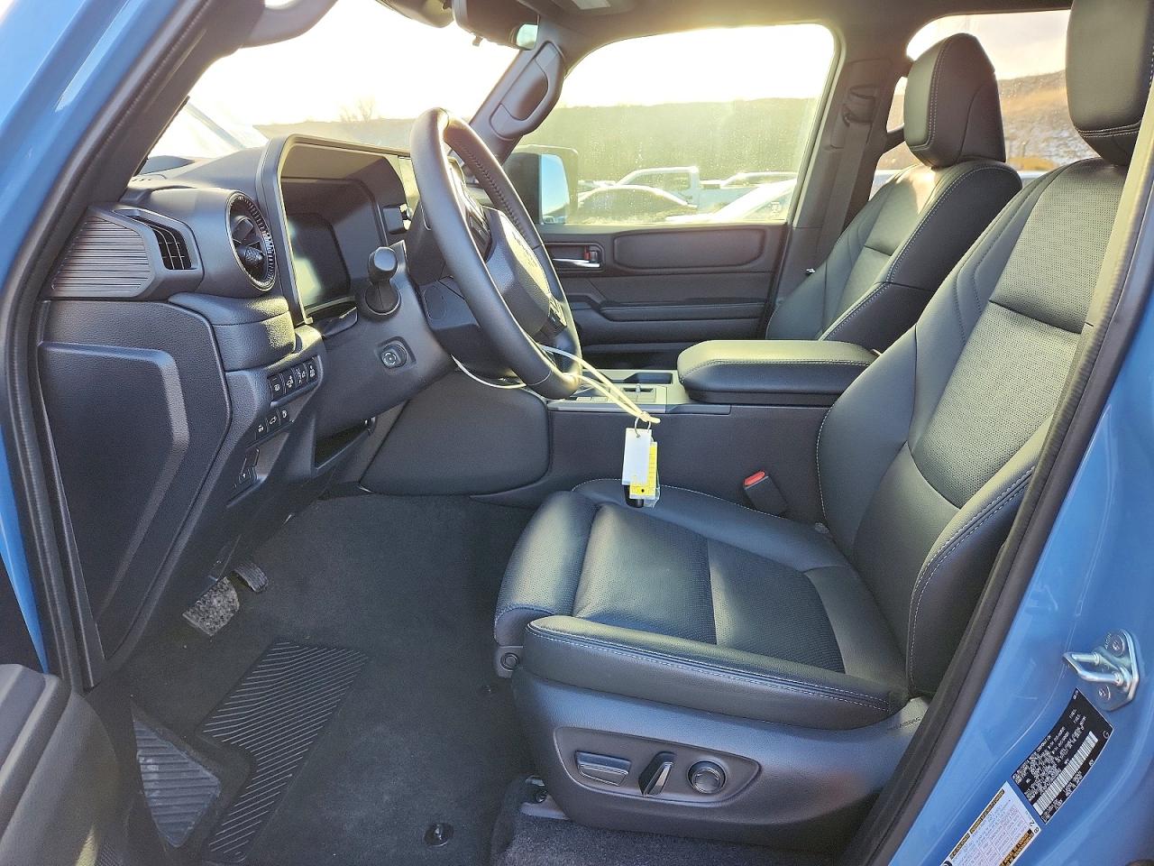 2025 TOYOTA LAND CRUISER BASE photo 19
