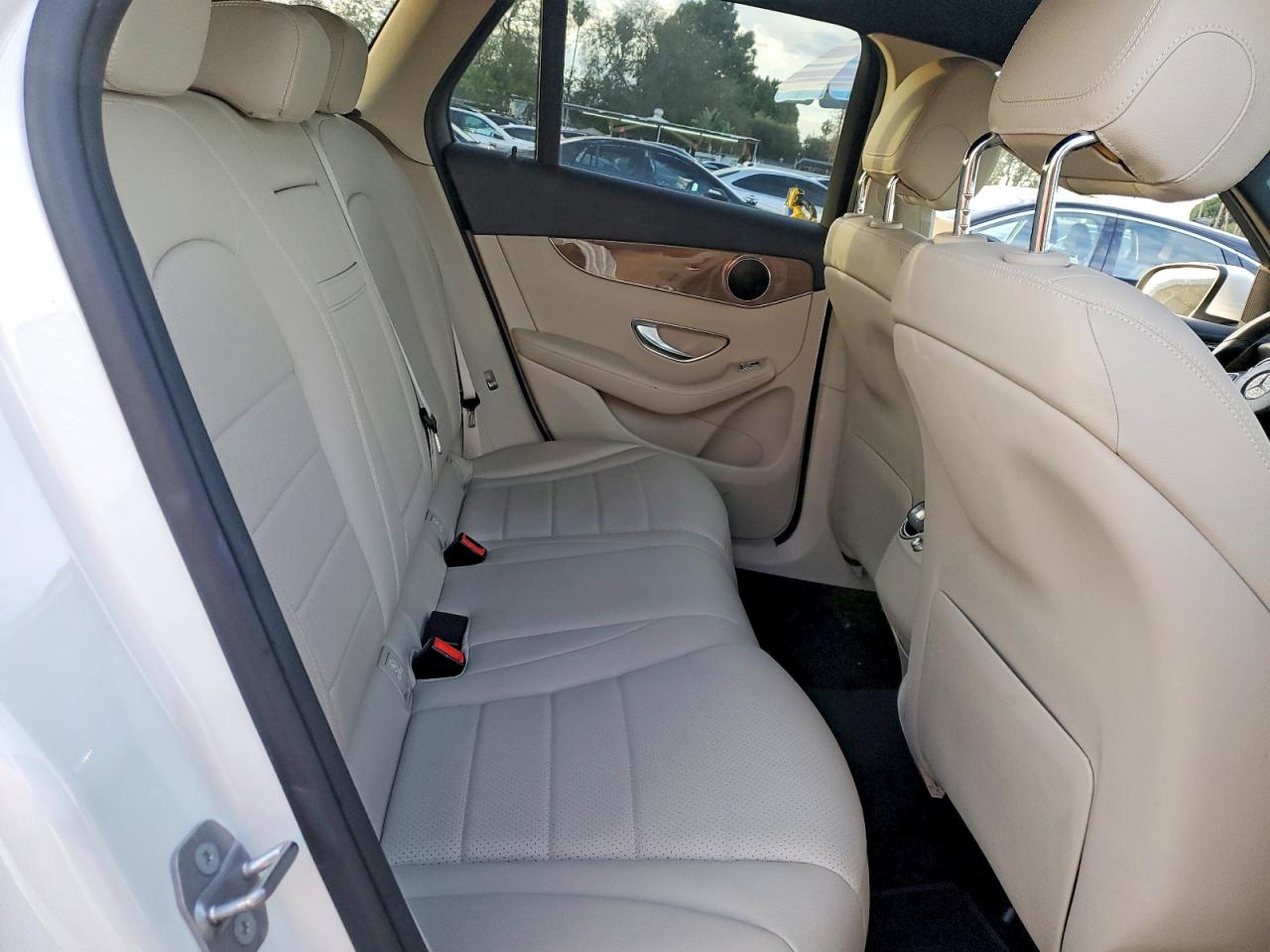 2018 MERCEDES-BENZ GLC 300 photo 11