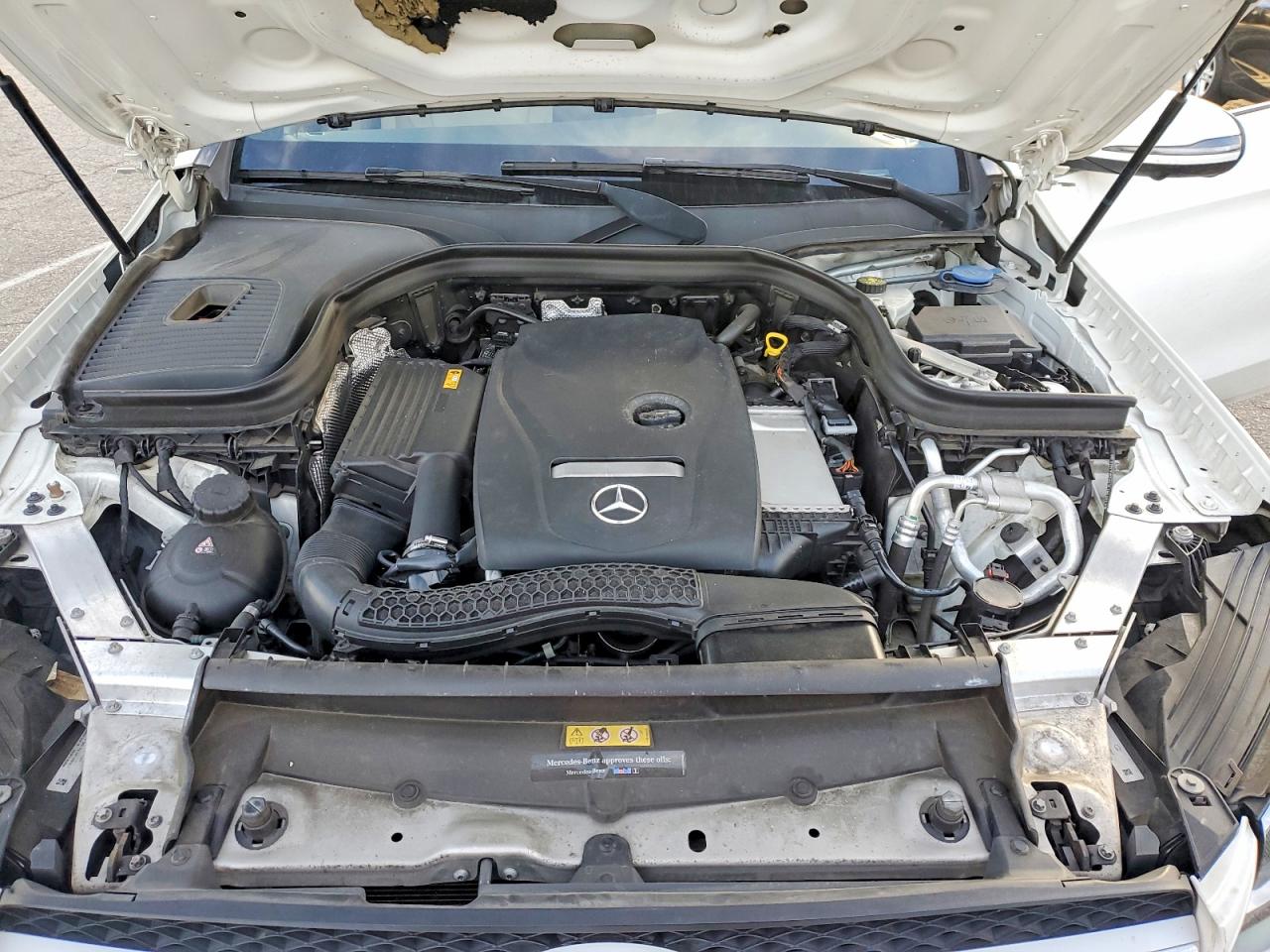 2018 MERCEDES-BENZ GLC 300 photo 12