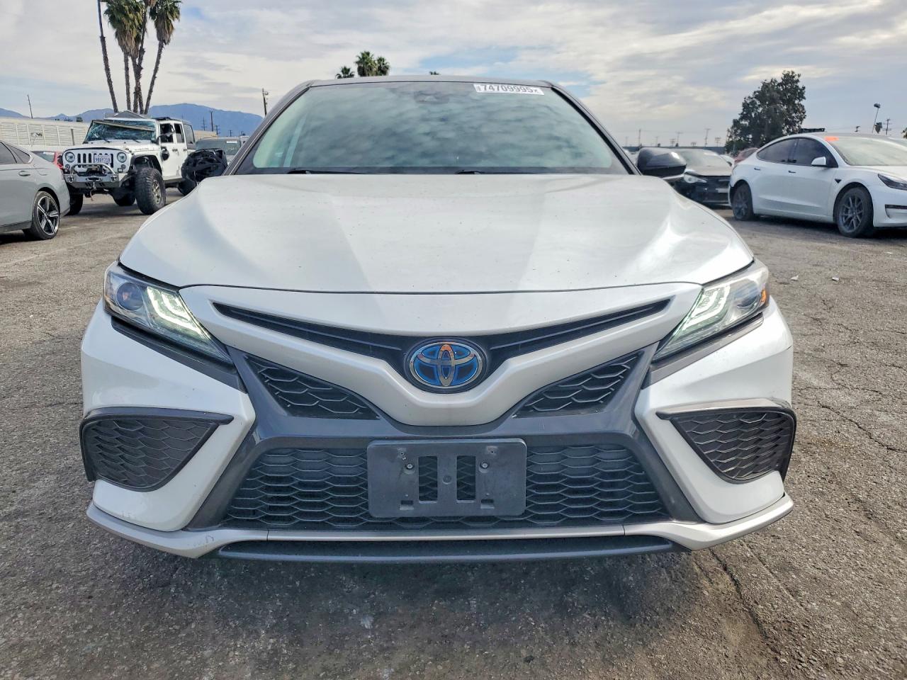 2021 TOYOTA CAMRY XSE photo 9