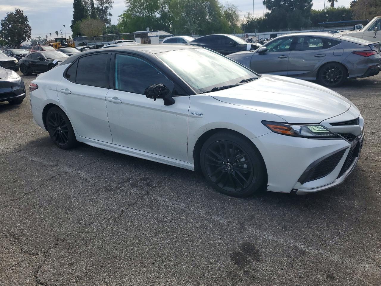 2021 TOYOTA CAMRY XSE photo 7