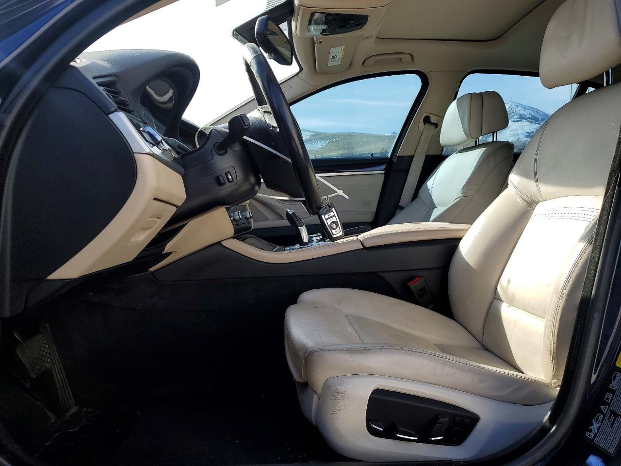 2014 BMW 535 XI photo 19