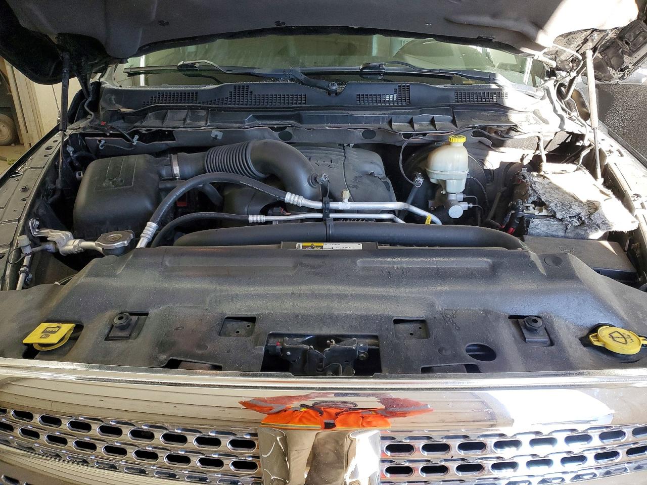 2015 RAM 1500 LARAMIE photo 21