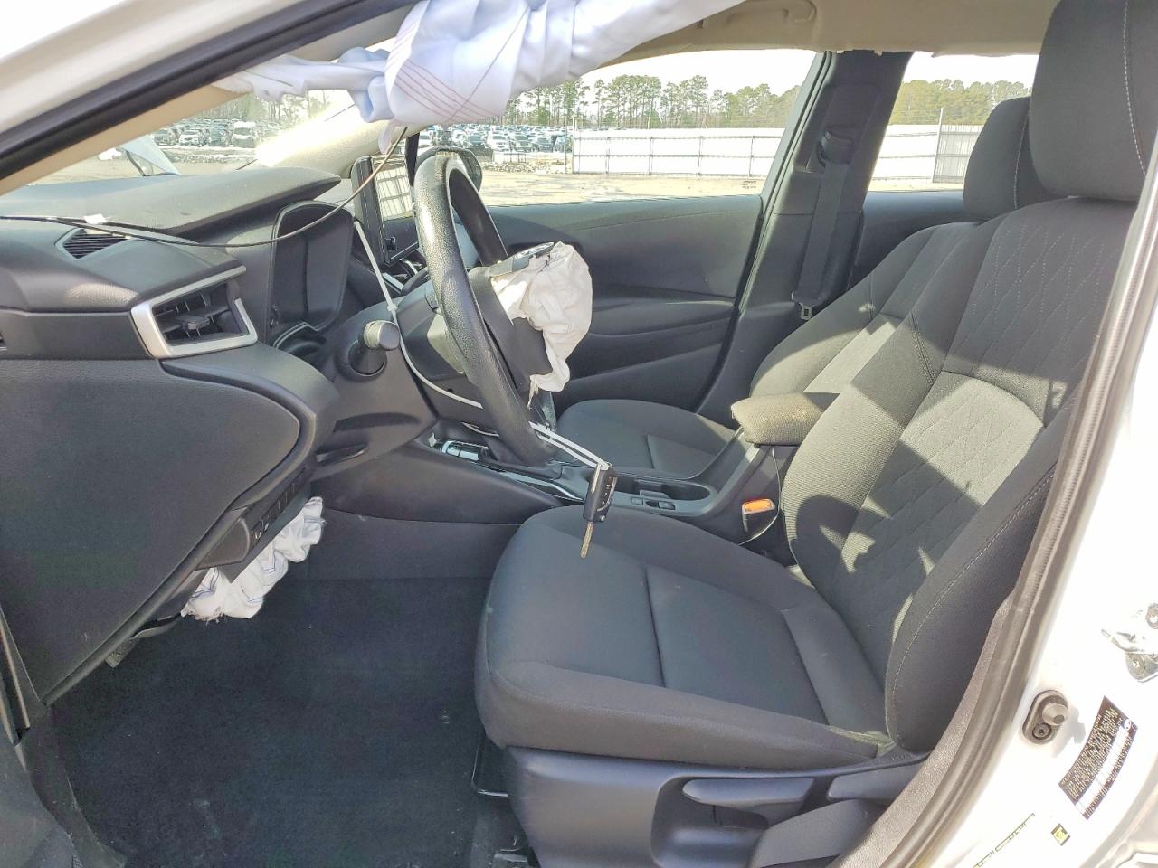 2024 TOYOTA COROLLA LE photo 19