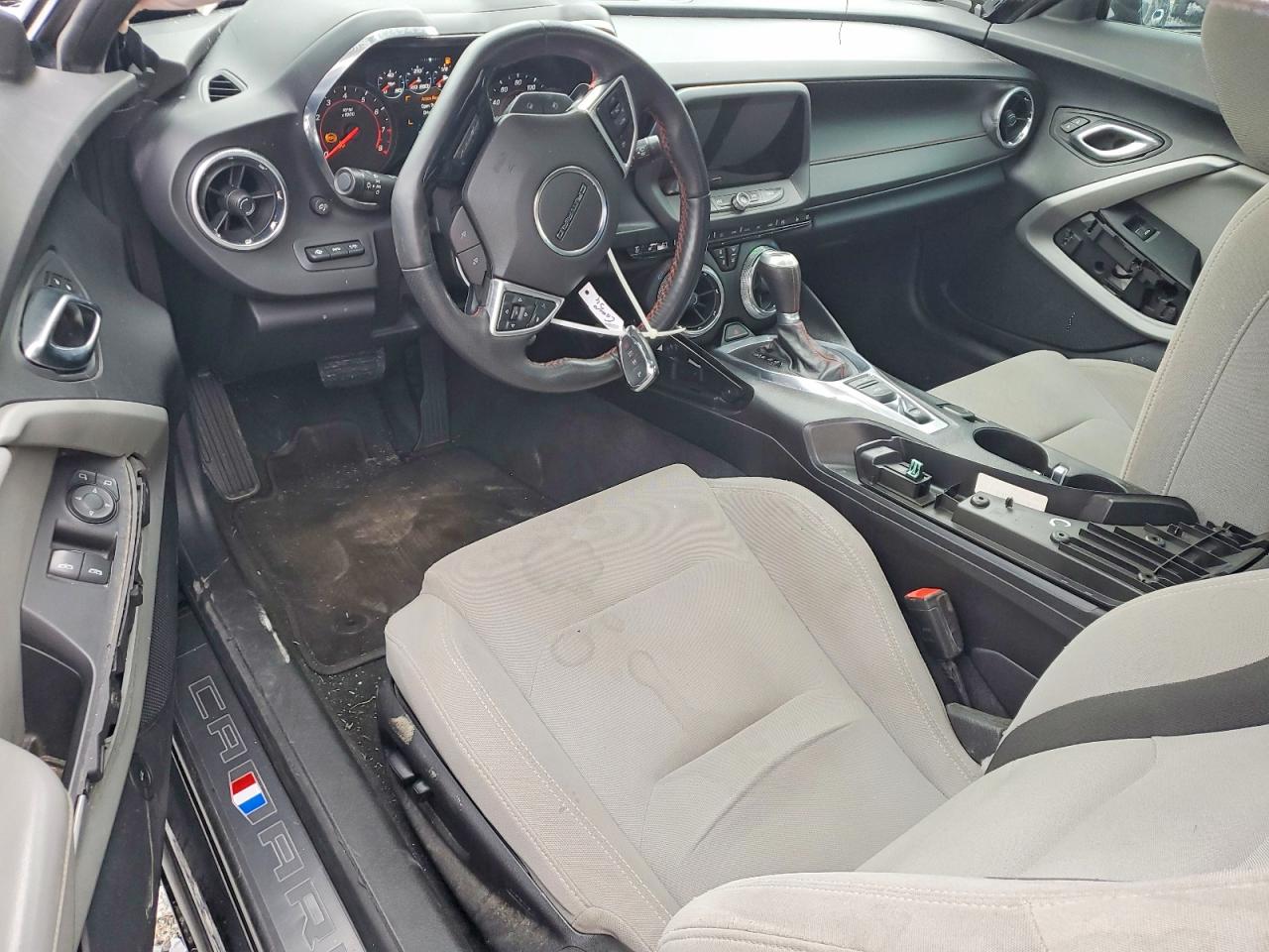 2016 CHEVROLET CAMARO LT photo 22