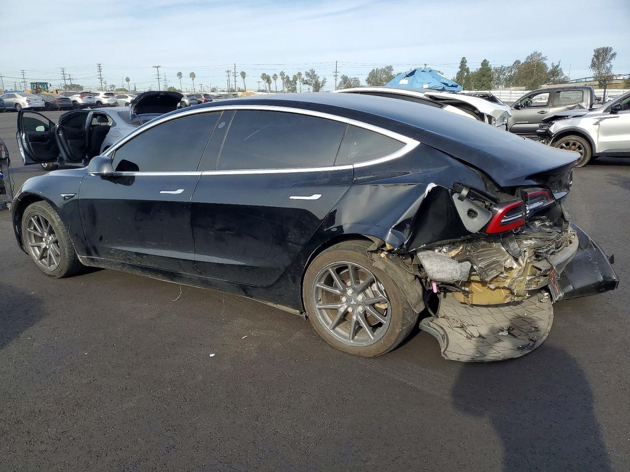 2019 TESLA MODEL 3 photo 3
