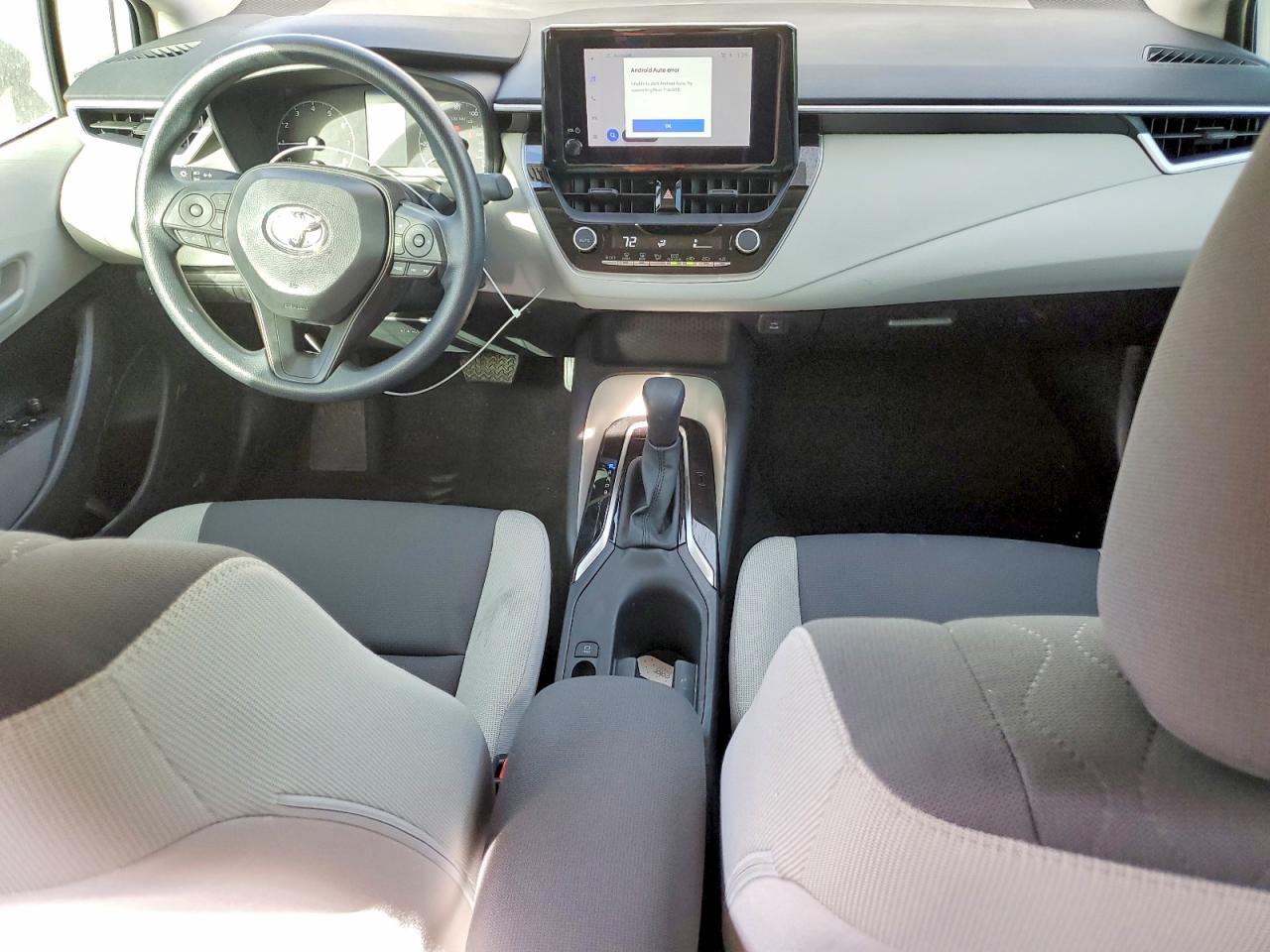2025 TOYOTA COROLLA LE photo 22