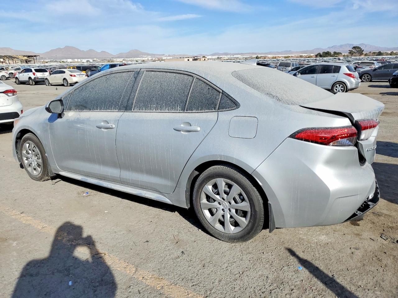 2025 TOYOTA COROLLA LE photo 4