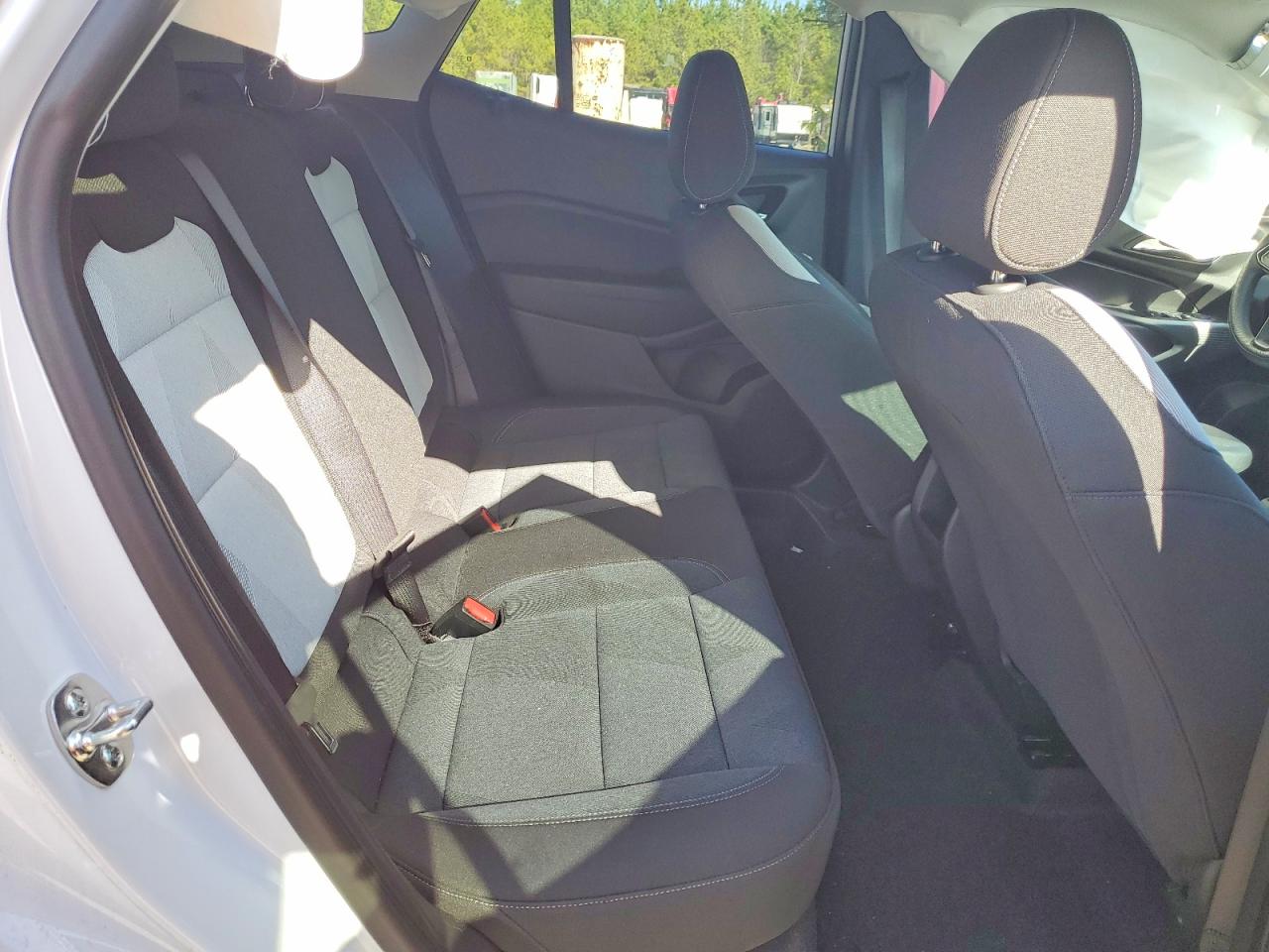 2025 CHEVROLET TRAX LS photo 10