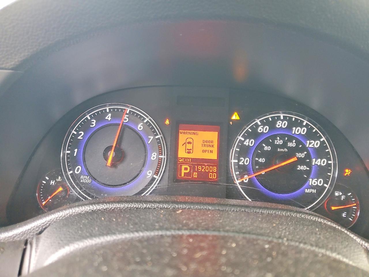 2009 INFINITI G37 photo 9