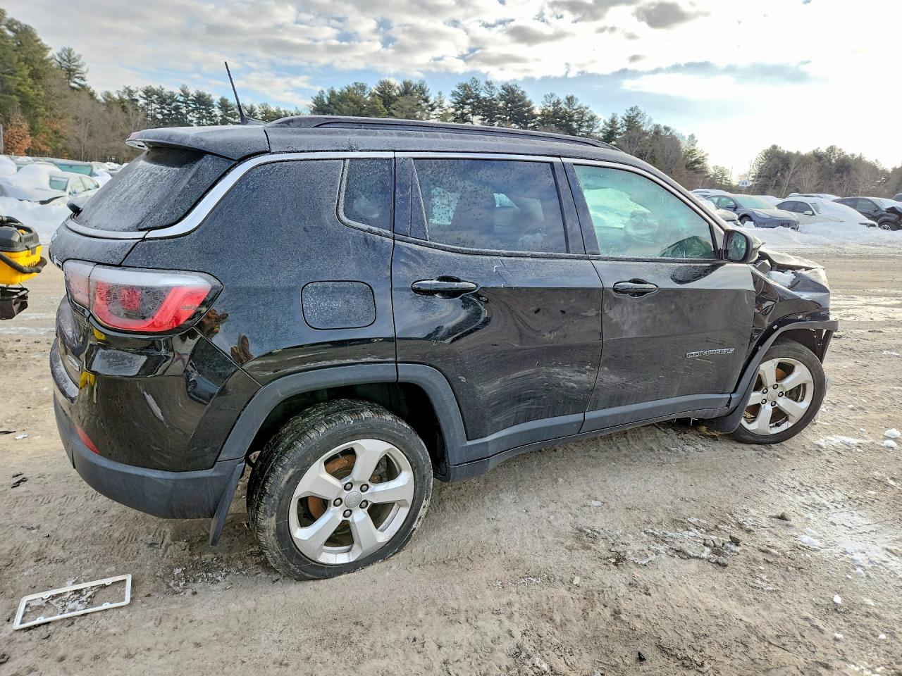 2019 JEEP COMPASS LATITUDE photo 3