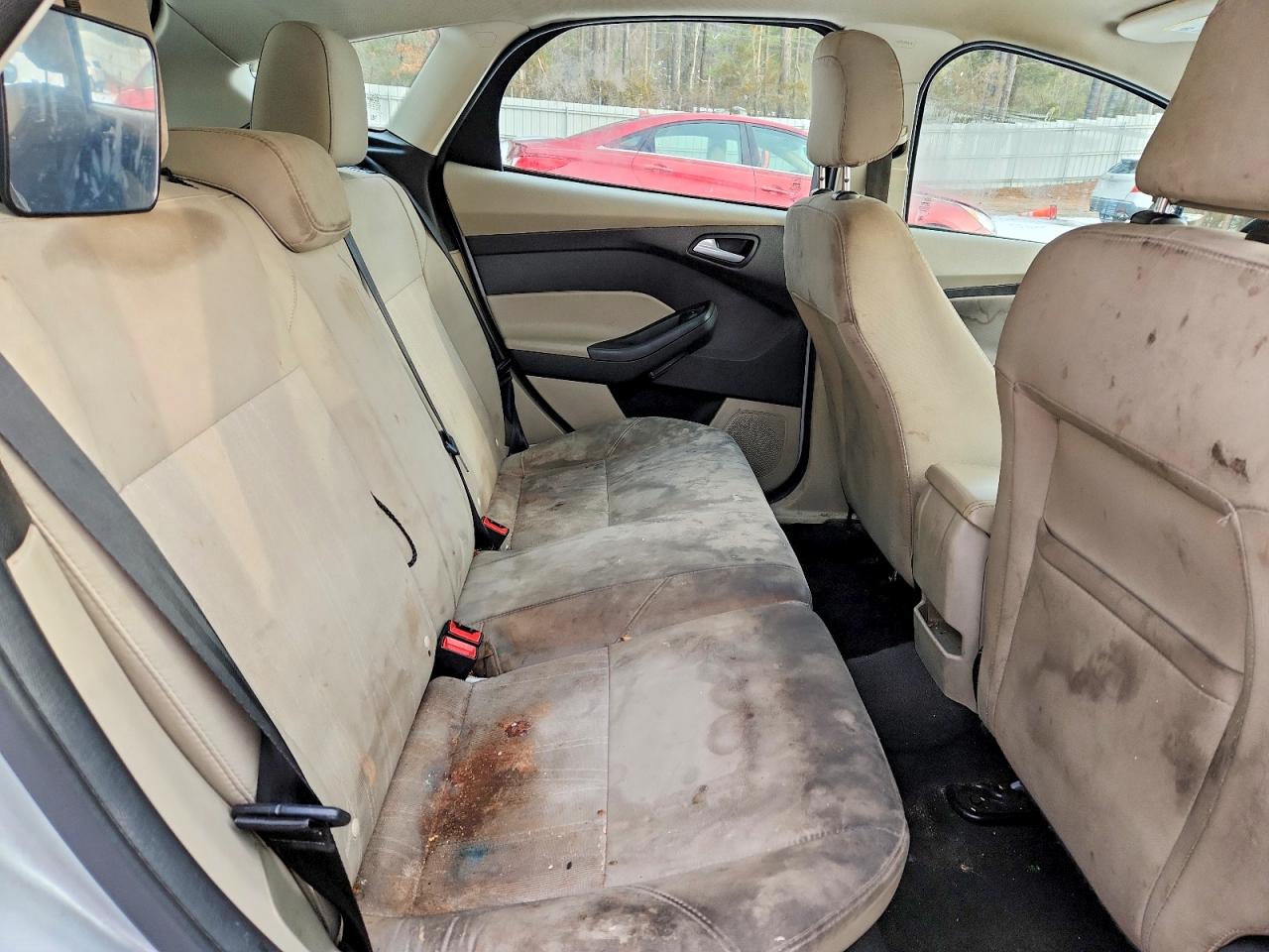 2018 FORD FOCUS SE photo 19