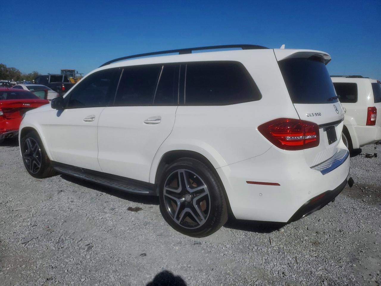 2017 MERCEDES-BENZ GLS 550 4MATIC photo 3