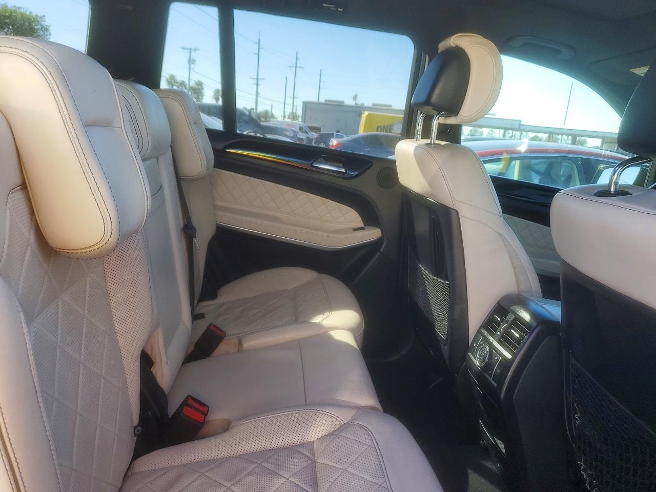 2017 MERCEDES-BENZ GLS 550 4MATIC photo 21