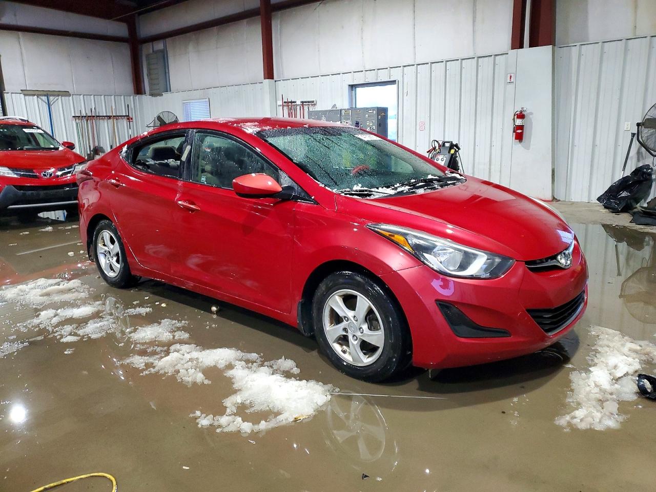 2015 HYUNDAI ELANTRA SE photo 4