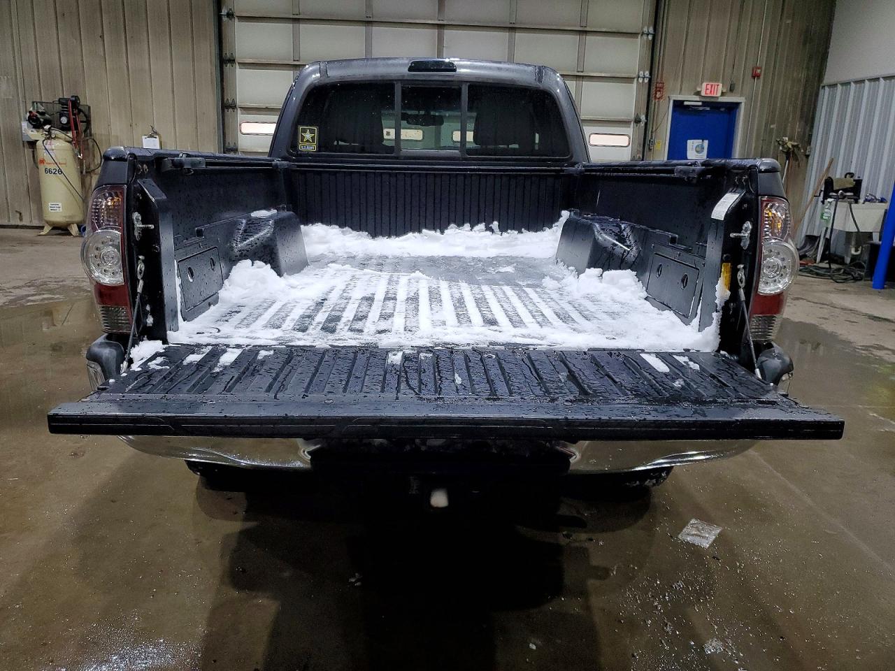 2013 TOYOTA TACOMA V6 photo 16