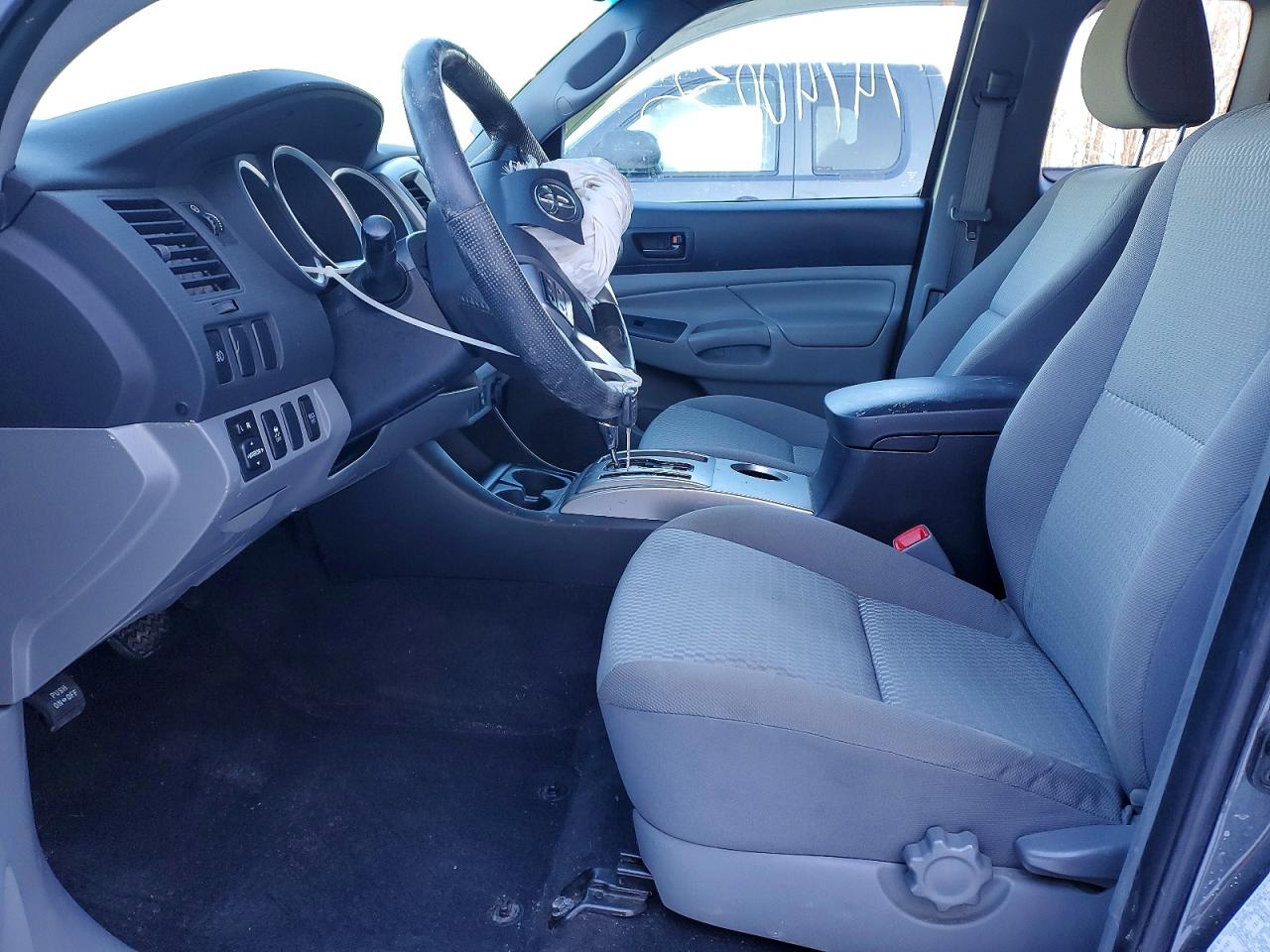 2013 TOYOTA TACOMA V6 photo 19
