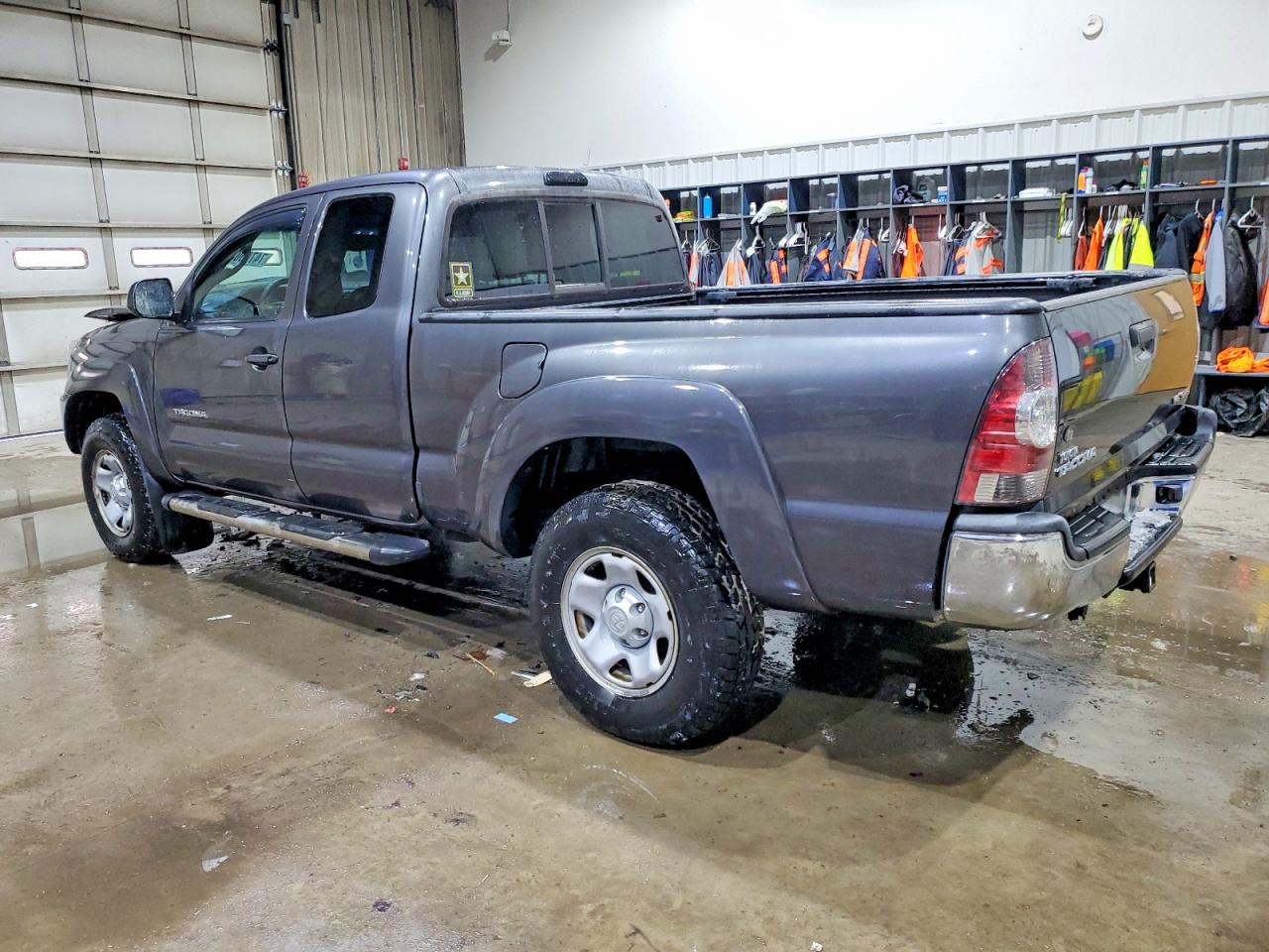 2013 TOYOTA TACOMA V6 photo 4