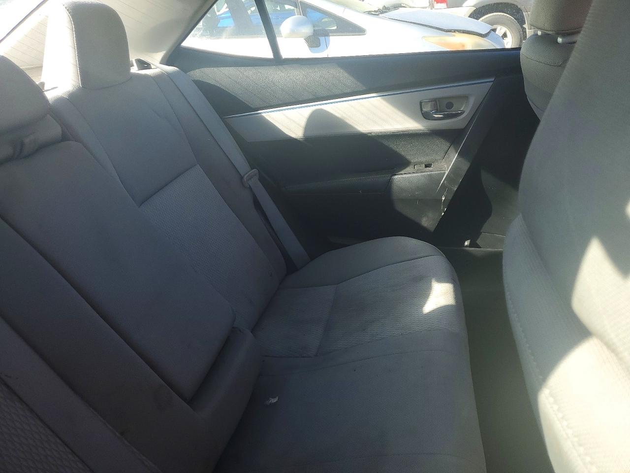 2016 TOYOTA COROLLA photo 19