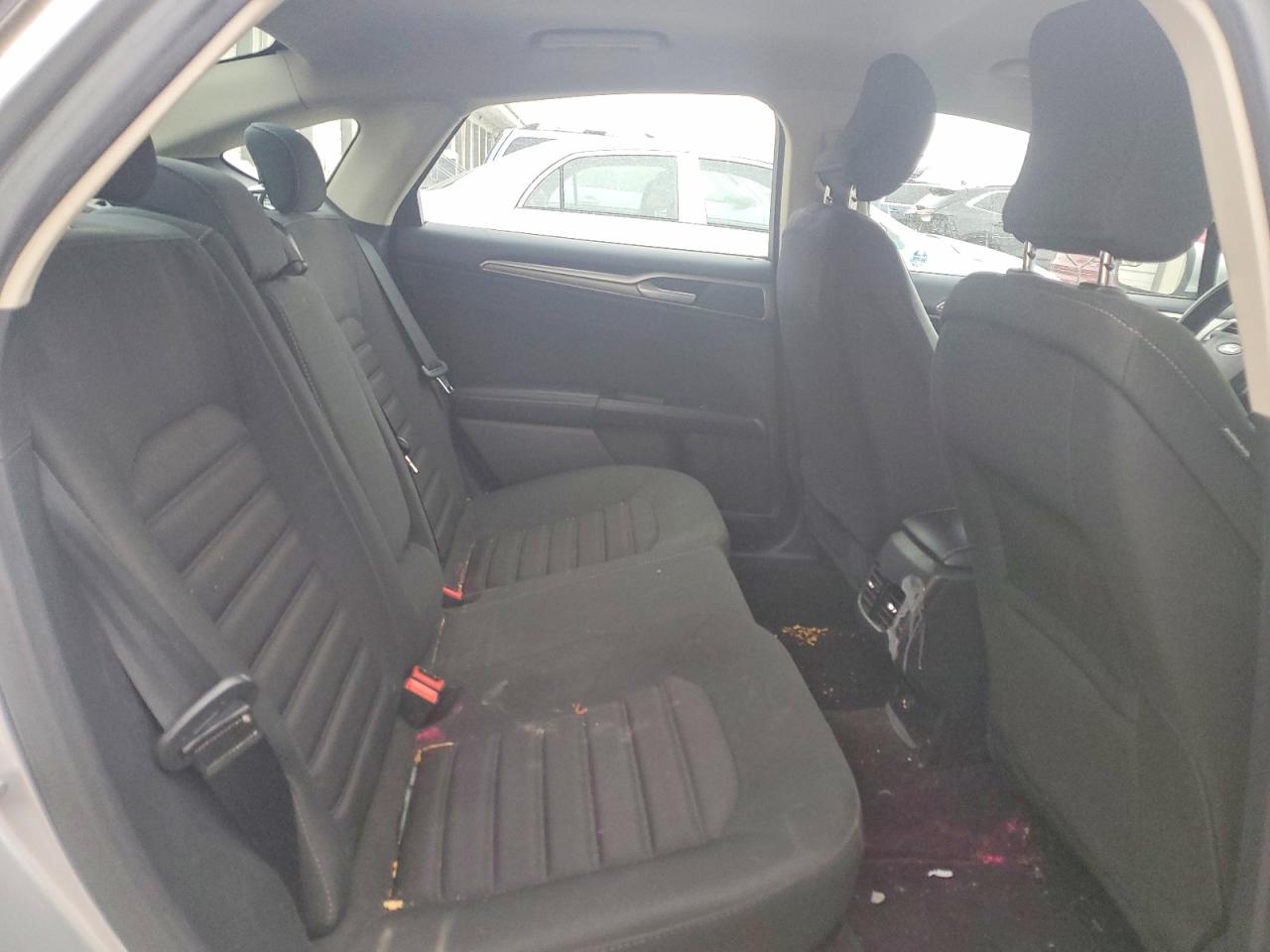 2017 FORD FUSION SE photo 10