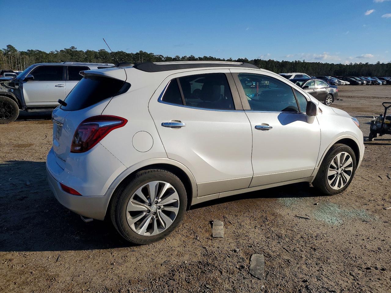2020 BUICK ENCORE PREFERRED photo 3