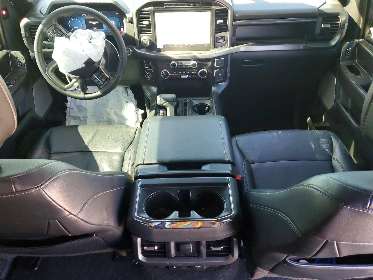 2024 FORD F150 XLT photo 8