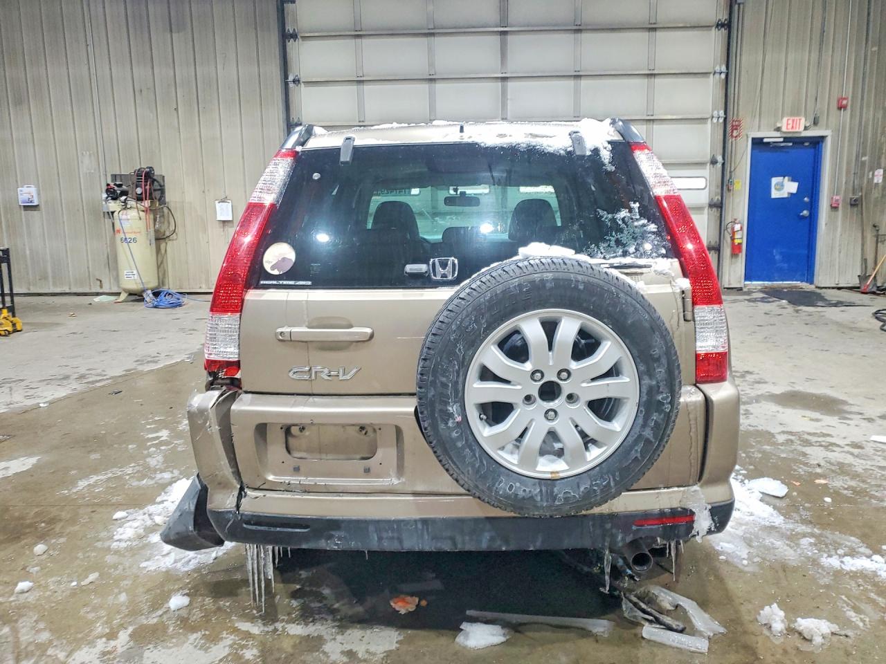 2005 HONDA CR-V SE photo 16