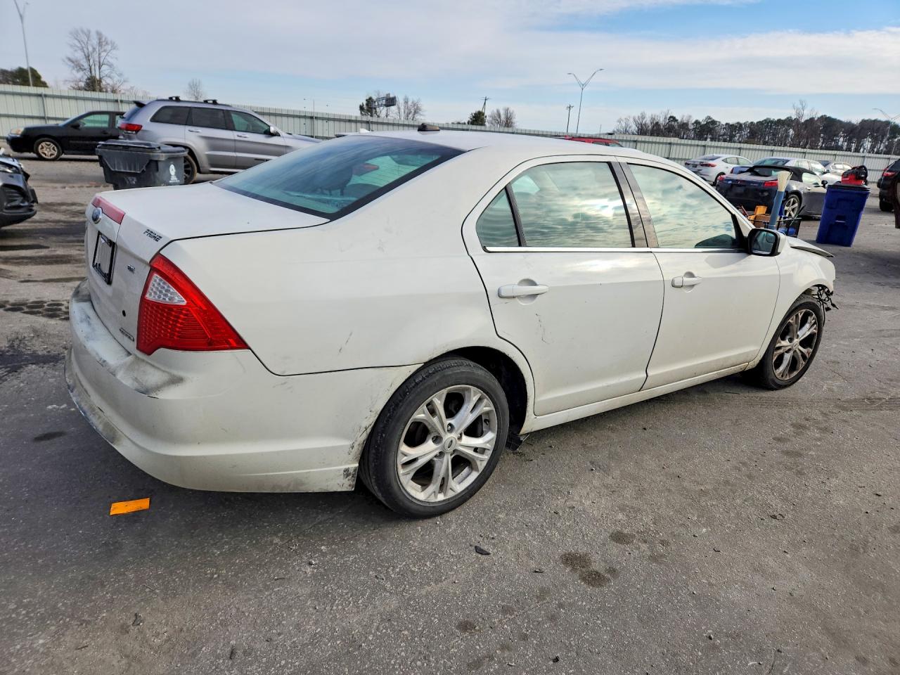 2012 FORD FUSION SE photo 5